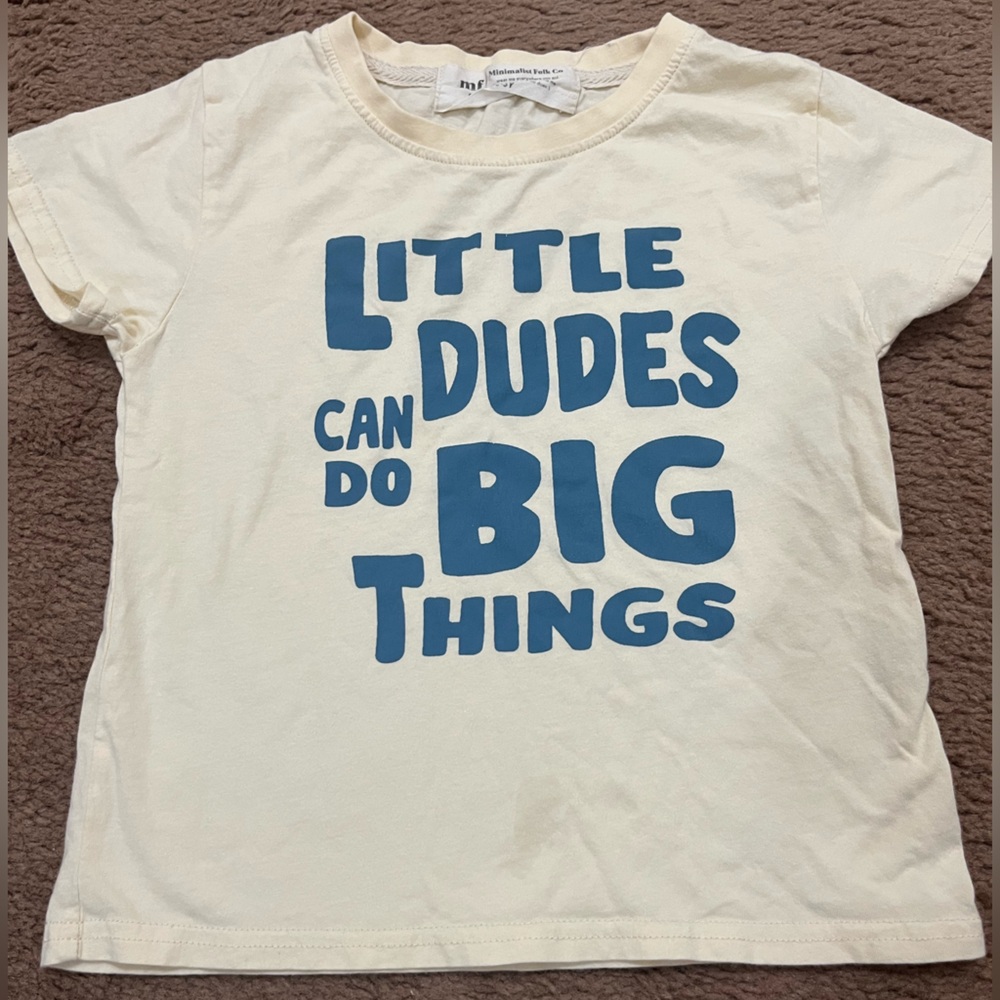 Minimalist Folk tee
